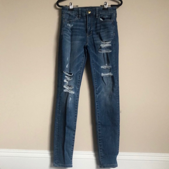 American Eagle Ripped Jeans - Picture 2 of 3